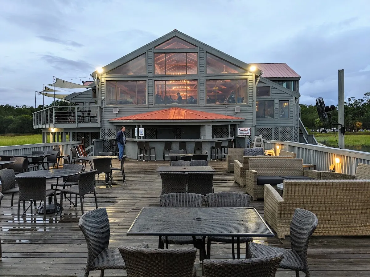 Old Oyster Factory — cocktail bar in Mid-Island, Hilton Head