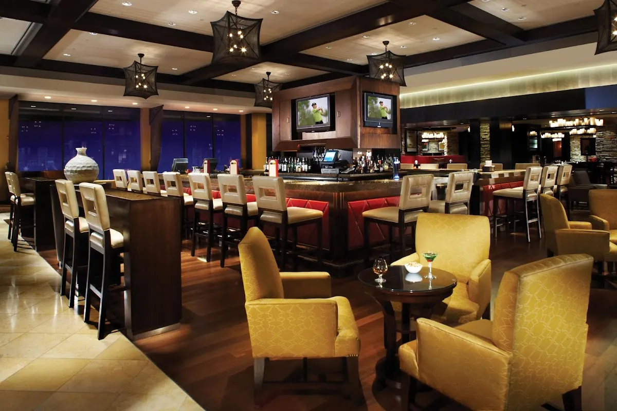 iBar at PGA National Resort — lounge in PGA Boulevard / The Gardens Mall, Palm Beach Gardens